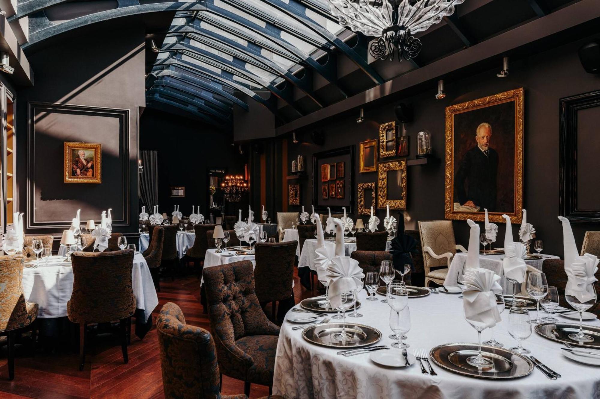Hotel Telegraaf, Autograph Collection Tallinn Exteriér fotografie Restaurant "La Table d'Or"